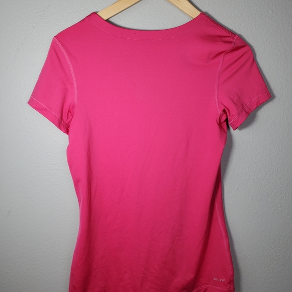 Nike Pro pink v-neck short sleeve top - Picture 8 of 9